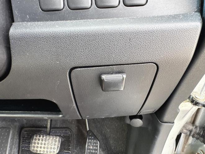 ムーヴ660カスタムR 4WD　ローンが不安な方＜優遇ローン＞寒冷地仕様　ユーザー買取車　社外ナビ 