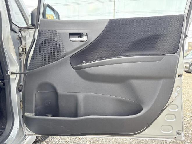 ムーヴ660カスタムR 4WD　ローンが不安な方＜優遇ローン＞寒冷地仕様　ユーザー買取車　社外ナビ 