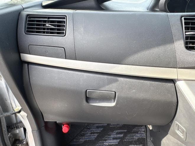 ムーヴ660カスタムR 4WD　ローンが不安な方＜優遇ローン＞寒冷地仕様　ユーザー買取車　社外ナビ 