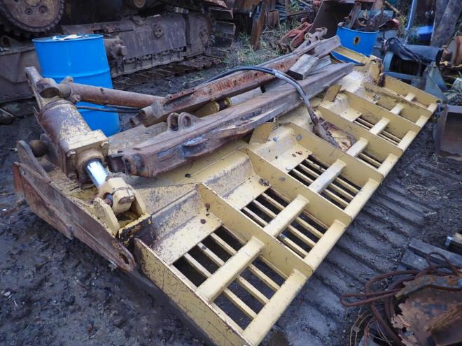 ブルドーザーD6R3　最終モデル