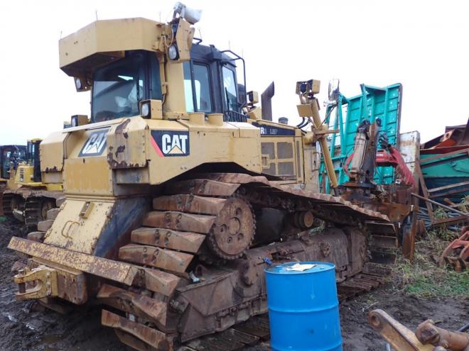 ブルドーザーD6R3　最終モデル