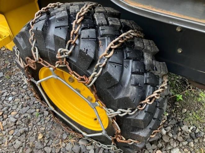 ホイールローダWA30-6 スノータイヤ＆チェーン付