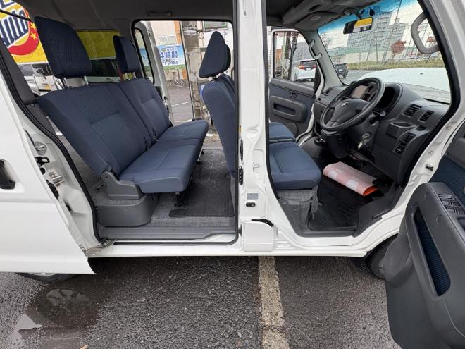 ハイゼットHIJET CRUGO 4WD CRUSE TURBO　錆少ない本州仕入　一家に1台軽パコ入庫　快適TURBO 地デジナビ　電動格納ミラー　ETC 全磨き済　エンジンオイル交換　オイルエレメント交換　ATF交換 4WD 660 5Dr