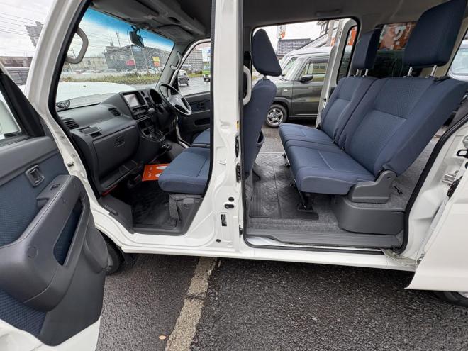 ハイゼットHIJET CRUGO 4WD CRUSE TURBO　錆少ない本州仕入　一家に1台軽パコ入庫　快適TURBO 地デジナビ　電動格納ミラー　ETC 全磨き済　エンジンオイル交換　オイルエレメント交換　ATF交換 4WD 660 5Dr