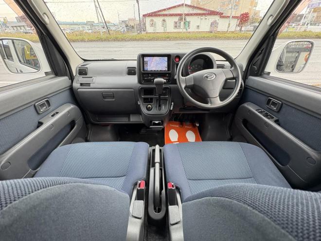 ハイゼットHIJET CRUGO 4WD CRUSE TURBO　錆少ない本州仕入　一家に1台軽パコ入庫　快適TURBO 地デジナビ　電動格納ミラー　ETC 全磨き済　エンジンオイル交換　オイルエレメント交換　ATF交換 4WD 660 5Dr