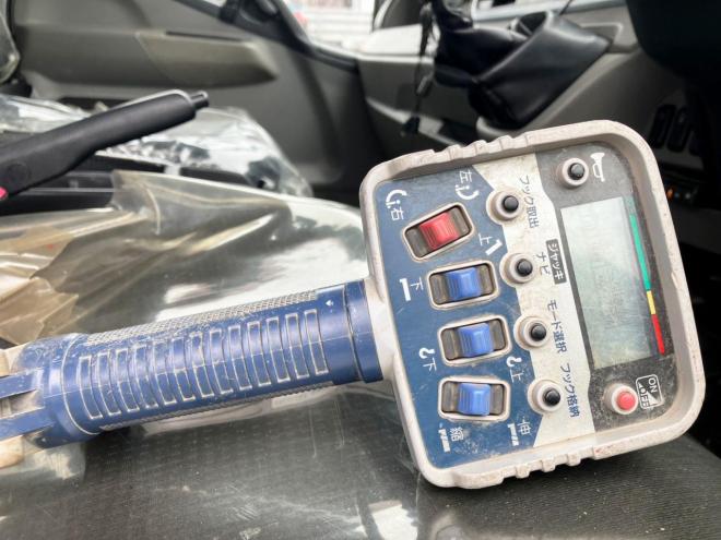 キャンター中古　ワイド4段ラジコンクレーン