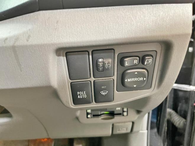 プリウス1.8G 5年保証 スマキー ナビTV Bカメ エンスタ ETC 寒冷地仕様 禁煙 車検整備2年付 修復歴無