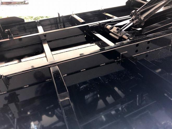 レンジャープロ未使用　ワイドファームダンプ　5.3m　中型トラック　nfd