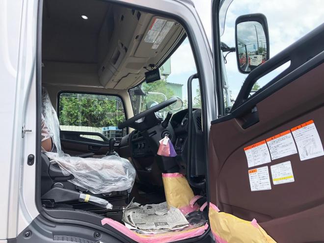 レンジャープロ未使用　ワイドファームダンプ　5.3m　中型トラック　nfd