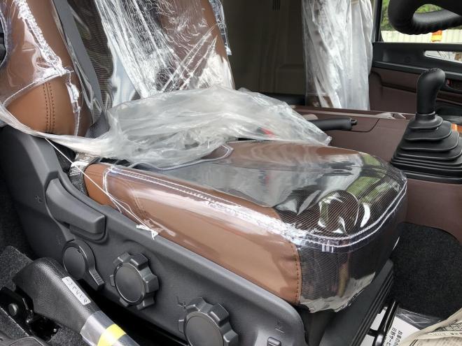 レンジャープロ未使用　ワイドファームダンプ　5.3m　中型トラック　nfd