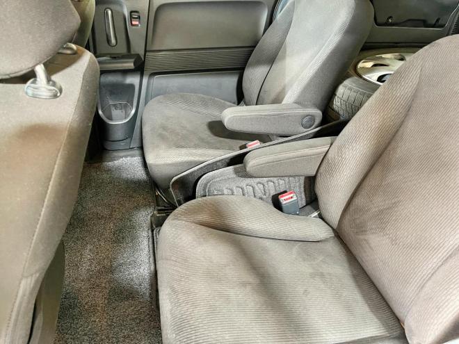 フリード1.5Gジャストセレクション 4WD 5年保証 パワスラ ナビTV 夏冬タイヤ Bカメ 寒冷地仕様 禁煙 車検整備2年付 修復歴無