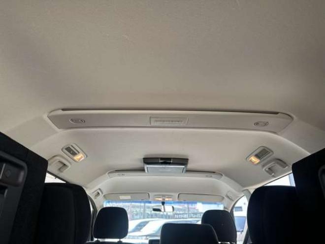 デリカD：5 2.2 シャモニー ディーゼルターボ 4WD　ワンオーナー/社外ナビ/両側パワスラ/ETC 2300