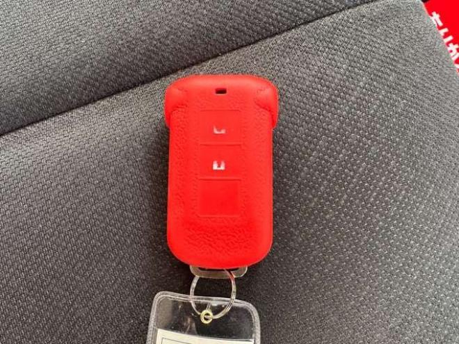 デリカD：5 2.2 シャモニー ディーゼルターボ 4WD　ワンオーナー/社外ナビ/両側パワスラ/ETC 2300