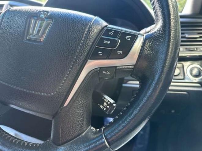 クラウンアスリート 2.5 G i-Four 4WD　サンルーフ　黒皮シート　レーダークルーズ　ETC　パワステ　パワーウィンドウ　純正ナビ　純正アルミ　ABS　キーレスエントリー 2500