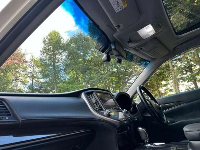 クラウンアスリート 2.5 G i-Four 4WD　サンルーフ　黒皮シート　レーダークルーズ　ETC　パワステ　パワーウィンドウ　純正ナビ　純正アルミ　ABS　キーレスエントリー 2500