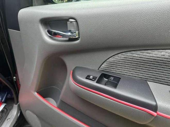 キャラバンNV350 2.5 プレミアムGX ロングボディ ディーゼルターボ 4WD　パワーウィンドウ　パワステ　社外ナビ　社外アルミ　ABS　キーレス　バックカメラ　エンジンスターター　ETC　リアヒーター　リアクーラー　盗難防止装置 2500