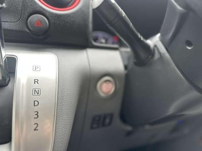 キャラバンNV350 2.5 プレミアムGX ロングボディ ディーゼルターボ 4WD　パワーウィンドウ　パワステ　社外ナビ　社外アルミ　ABS　キーレス　バックカメラ　エンジンスターター　ETC　リアヒーター　リアクーラー　盗難防止装置 2500