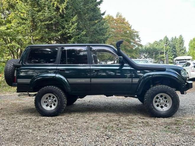 ランドクルーザー80 4.2 VXリミテッド EGR装着車 ディーゼルターボ 4WD　リフトアップ　社外バンパー　3連メーター　サンルーフ　キーレス　クルーズコントロール　ETC　パワステ　パワーウィンドウ　社外ナビ　社外アルミ　キーレスエントリー 4200