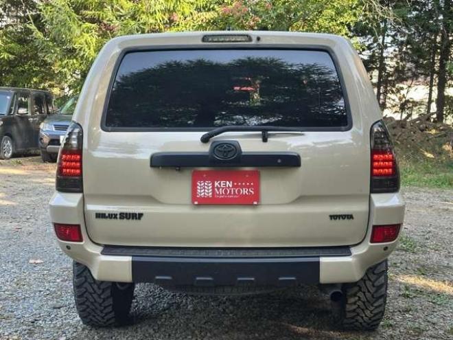 ハイラックスサーフ2.7 SSR-X アメリカンバージョン 4WD　コンビハンドル　社外ナビ　バックカメラ　ETC　社外スターター　社外ヘッドライト　シートカバー　パワーウィンドウ　パワステ　純正アルミ　ABS　キーレス　社外テール　社外グリル 2700