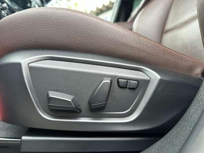 BMWX3 xドライブ20d Mスポーツ ディーゼルターボ 4WD　電動バックドア/ナビTV/Bカメラ/電動シート 正規輸入車 2000