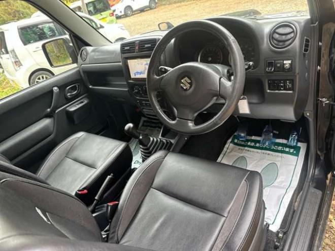ジムニークロスアドベンチャー XC 4WD　ターボ　記録簿　社外マフラー　社外テール　社外バンパー　ETC　パワステ　パワーウィンドウ　社外ナビ　社外アルミ　ABS　キーレスエントリー 660