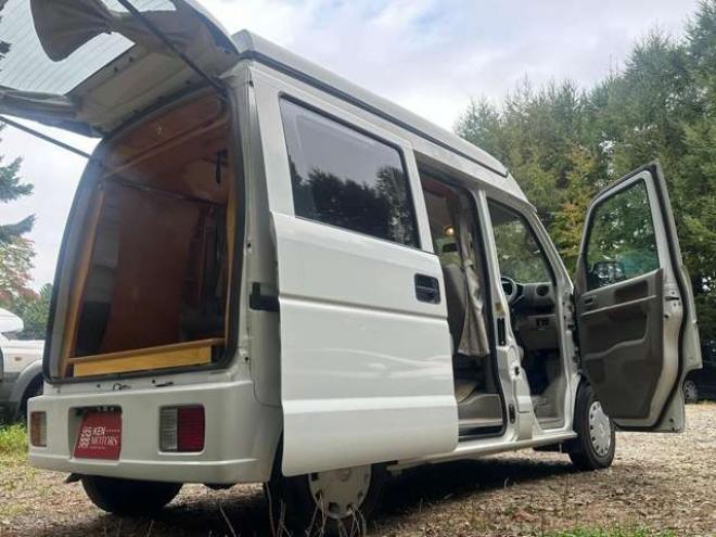 エブリィジョイン ハイルーフ 4WD　ポップアップルーフ　FFヒーター　サブバッテリー　700Wインバータリアヒーター　シンク　給水タンク　テーブル　禁煙車　パワステ　パワーウィンドウ　キーレス 660