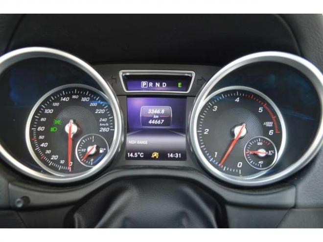 ベンツGクラス G350d ロング ディーゼルターボ 4WD　G350d ロング ディーゼルターボ 4WD　ワンオーナー車ACC　SR　黒革シート　harmankardonサウンド　ナビ　TV　Bカメラ　Bluetooth接続　メモリ付き電動シート　シートヒーター　Hバイキセノン　アンビエントライト 正規輸入車 3000