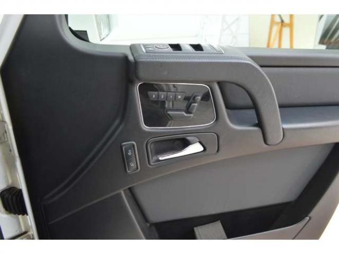 ベンツGクラス G350d ロング ディーゼルターボ 4WD　G350d ロング ディーゼルターボ 4WD　ワンオーナー車ACC　SR　黒革シート　harmankardonサウンド　ナビ　TV　Bカメラ　Bluetooth接続　メモリ付き電動シート　シートヒーター　Hバイキセノン　アンビエントライト 正規輸入車 3000