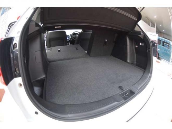 SX4S-CROSS 1.6 4WD　ワンオーナー車ALLGRIP4WD横滑り防止装置パドルシフト横滑り防止装置7インチワイドナビTVディスチャージヘッドライトETCクルーズコントロール 