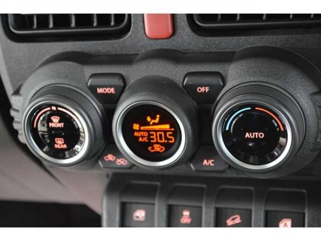 ジムニーXC 4WD　ワンオーナーセーフティサポート搭載4WDターボデュアルセンサーブレーキサポート誤発信抑制機能SDナビTVクルーズコントロールLEDライトETC 660