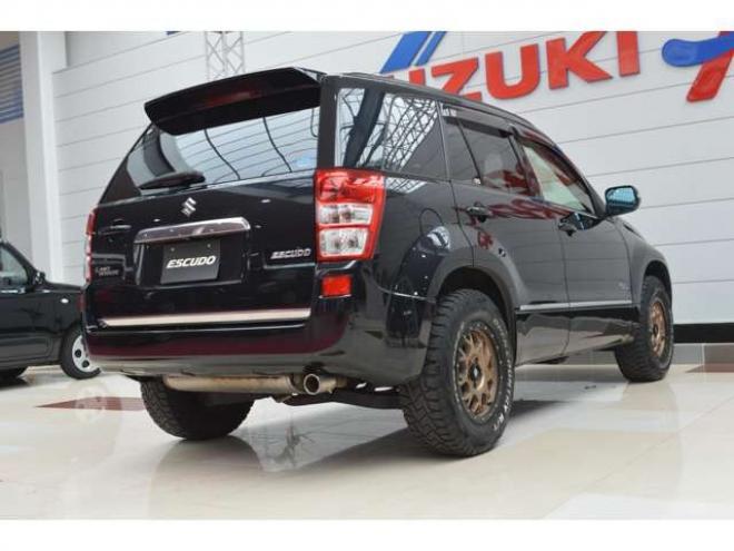 エスクード2.4 ランドブリーズ 4WD　特別仕様車サンルーフSDナビTVバックカメラ 2400