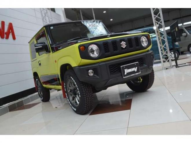 ジムニーXC 4WD　ワンオーナー車5速マニュアル4WDターボセーフティサポート搭載8インチナビTVドライブレコーダーLEDライトETCクルーズコントロール純正マットフラップ 660