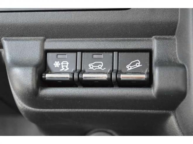 ハスラーハイブリッド X 4WD　ワンオーナー車セーフティサポート搭載LED 660