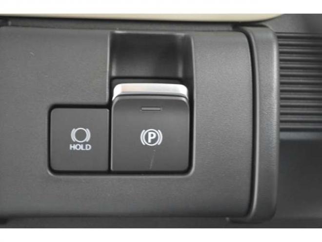 ワゴンRスマイルハイブリッド X 4WD　クリームコーデセーフティサポートスズキコネクト対応9インチ全方位ナビLEDハイブリット4WDセーフティサポート搭載アイドリングストップハイビームアシストLEDライト両側オートスライドドアパーキングセンサー 登録済未使用車 660