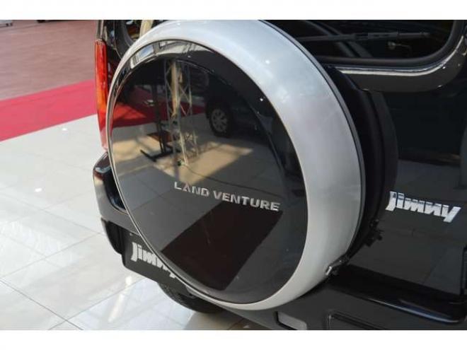 ジムニーランドベンチャー 4WD　ワンオーナー特別仕様車4WDターボCDハーフレザーシートヒーターウインカーミラーヒーター 660