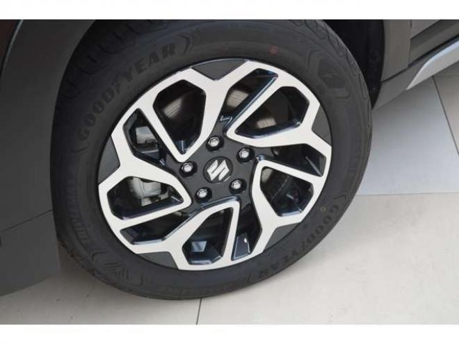 フロンクス1.5 4WD　ワンオーナー車ハイブリット4WDセーフティサポート搭載4WDスズキコネクト対応通信機装着車アダプティブクルーズコントロール全方位モニター付き9インチナビTVバックカメラハイビームアシストLEDライト 1500