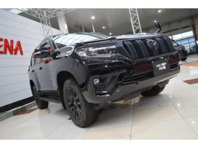 ランドクルーザープラド 2.8 TX Lパッケージ マットブラック エディション ディーゼルターボ 4WD　ワンオーナー車ディーゼルターボ4WD黒革シートビックX11インチナビTVバックカメラ後席モニタープリクラッシュセーフティ後退時ブレーキサポートサポートクルーズコントロールハイビームアシストLEDライト 2800