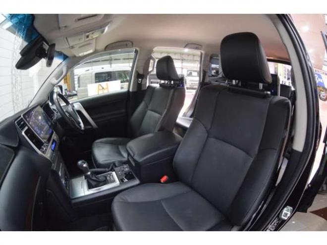 ランドクルーザープラド 2.8 TX Lパッケージ マットブラック エディション ディーゼルターボ 4WD　ワンオーナー車ディーゼルターボ4WD黒革シートビックX11インチナビTVバックカメラ後席モニタープリクラッシュセーフティ後退時ブレーキサポートサポートクルーズコントロールハイビームアシストLEDライト 2800