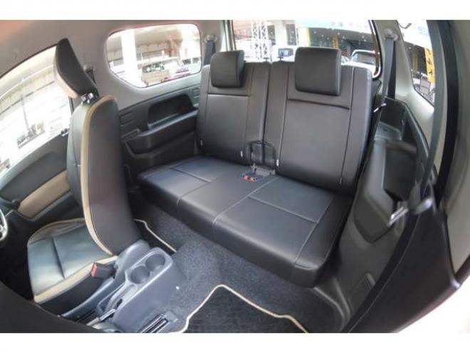 ジムニーランドベンチャー 4WD　ワンオーナー特別仕様車パートタイム4WDターボSDナビTVハーフレザーシートヒーター禁煙車マッドフラップ純正16インチアルミホイル 660