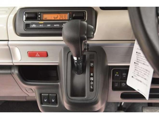 スペーシアハイブリッド X 4WD　レンタアップ車ハイブリッド4WDセーフティサポート搭載デュアルカメラブレーキサポート後退時ブレーキサポート両側オートスライドドア7インチワイドナビTVバックカメラETCハイビームアシスト 660