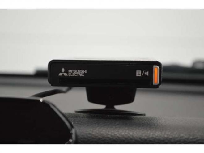 クロスビー1.0 ハイブリッド MZ 4WD　レンタアップ車ハイブリット4WDターボパドルシフトセーフティサポート搭載アダプティブクルーズコントロール横滑り防止装置アイドリングストップハイビームアシストLEDライトSDナビTVバックカメラETC 1000