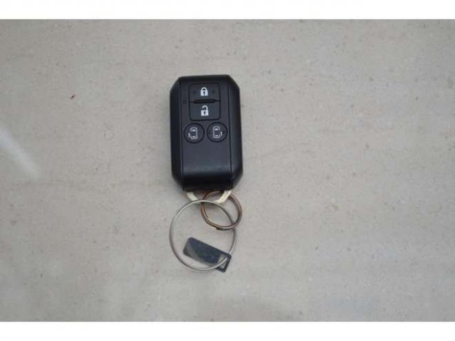 ソリオ1.2 バンディット ハイブリッド MV 4WD　ワンオーナーハイブリット車セーフティサポート搭載アイドリングストップ横滑り防止装置アダプティブクルーズコントロール全方位モニター付9インチナビTVバックカメラ両側オートスライドドアLEDライトETC 1200