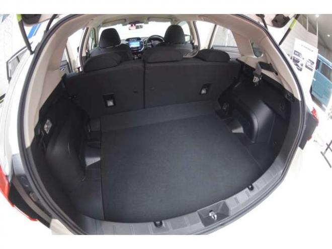 インプレッサスポーツ 2.0 i-L アイサイト 4WD　ワンオーナー車アイサイト搭載4WDアイドリングストップ後退時ブレーキサポート全方位モニター付8インチナビTVバックカメラアダプティブクルーズコントロールETC20パドルシフト 2000