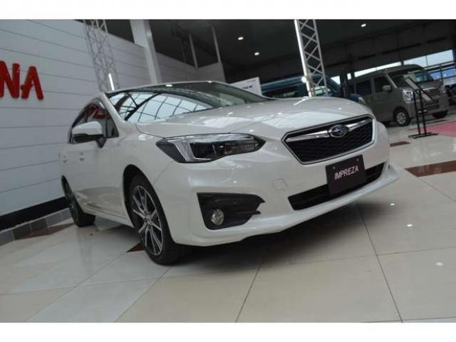 インプレッサスポーツ 2.0 i-L アイサイト 4WD　ワンオーナー車アイサイト搭載4WDアイドリングストップ後退時ブレーキサポート全方位モニター付8インチナビTVバックカメラアダプティブクルーズコントロールETC20パドルシフト 2000