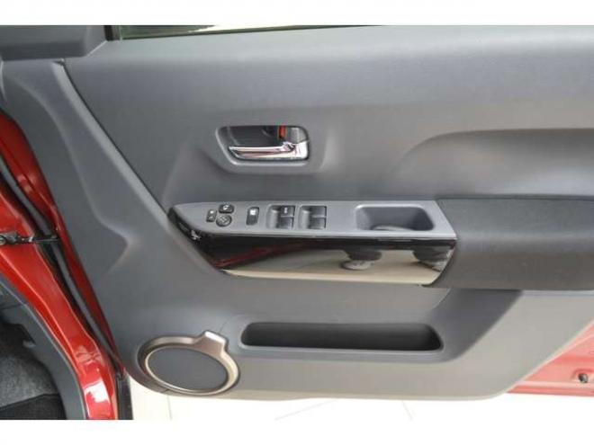 ハスラーJ 4WD　ブラックインテリアパックセーフティSナビ 660