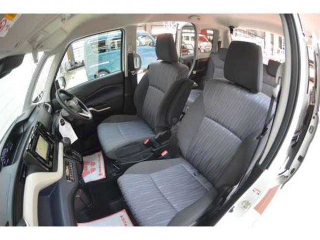 ソリオ1.2 ハイブリッド MZ 4WD　レンタアップ車ハイルーフ4WDセーフティサポート搭載アイドリングストップ横滑り防止装置SDナビTVバックカメラ両側オートスライドドアLEDライトETCアダプティブクルーズコントロール 1200