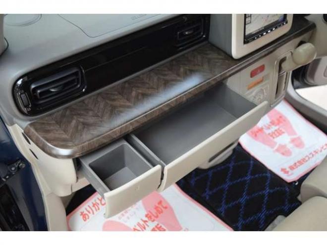 ラパンモード 4WD　4WDワンオーナー特別仕様車エネチャージアイドリングストップレーダーブレーキサポート誤発信抑制機能SDナビTVバックカメラLEDライトETCドライブレコーダー 660