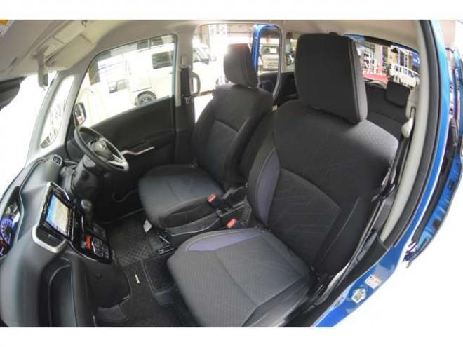 ソリオ1.2 GX4 4WD　ワンオーナー車4WDセーフティサポート搭載デュアルカメラブレーキサポート後退時ブレーキサポート両側オートスライドドア8インチナビTVドライブレコーダーETCシートヒーター 1200