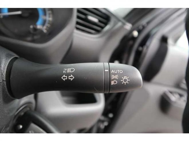 eKクロススペースM 4WD　オーディオレス　LEDヘッドライト　衝突軽減ブレーキ　車線逸脱警報機能　パーキングソナー 660