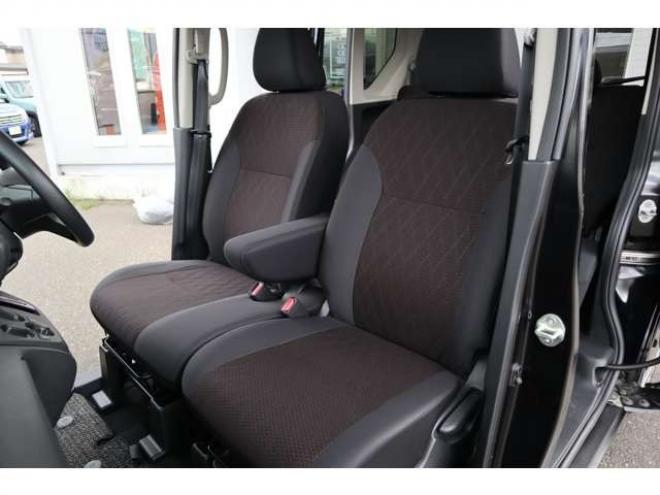 eKクロススペースM 4WD　オーディオレス　LEDヘッドライト　衝突軽減ブレーキ　車線逸脱警報機能　パーキングソナー 660